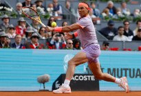 Nadal inició con arrollador triunfo en su último torneo de Madrid