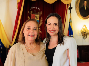 María Corina Machado acompañó acto de incorporación de Corina Yoris a la Academia de la Lengua
