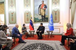 Nicolás Maduro recibió en Miraflores al fiscal de la CPI Karim Khan