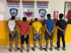 Poliurbaneja captura a cinco sujetos por robo de material estratégico en Lechería