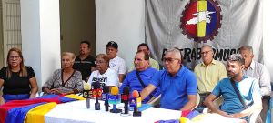 Gremios, sindicatos y jubilados se unen en la manifestación de este #1Mayo en Sucre