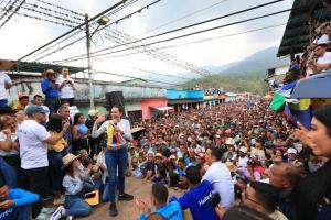 En VIDEO: Diosdado persiguió a María Corina hasta Biscucuy, pero salió “con las tablas en la cabeza”