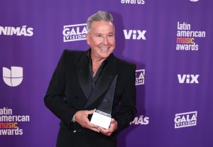 El homenaje a Ricardo Montaner en los Latin American Music Awards (Videos)