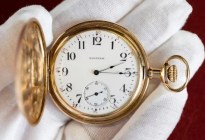Vendieron en una subasta un reloj del pasajero más rico del Titanic: cuánto salió