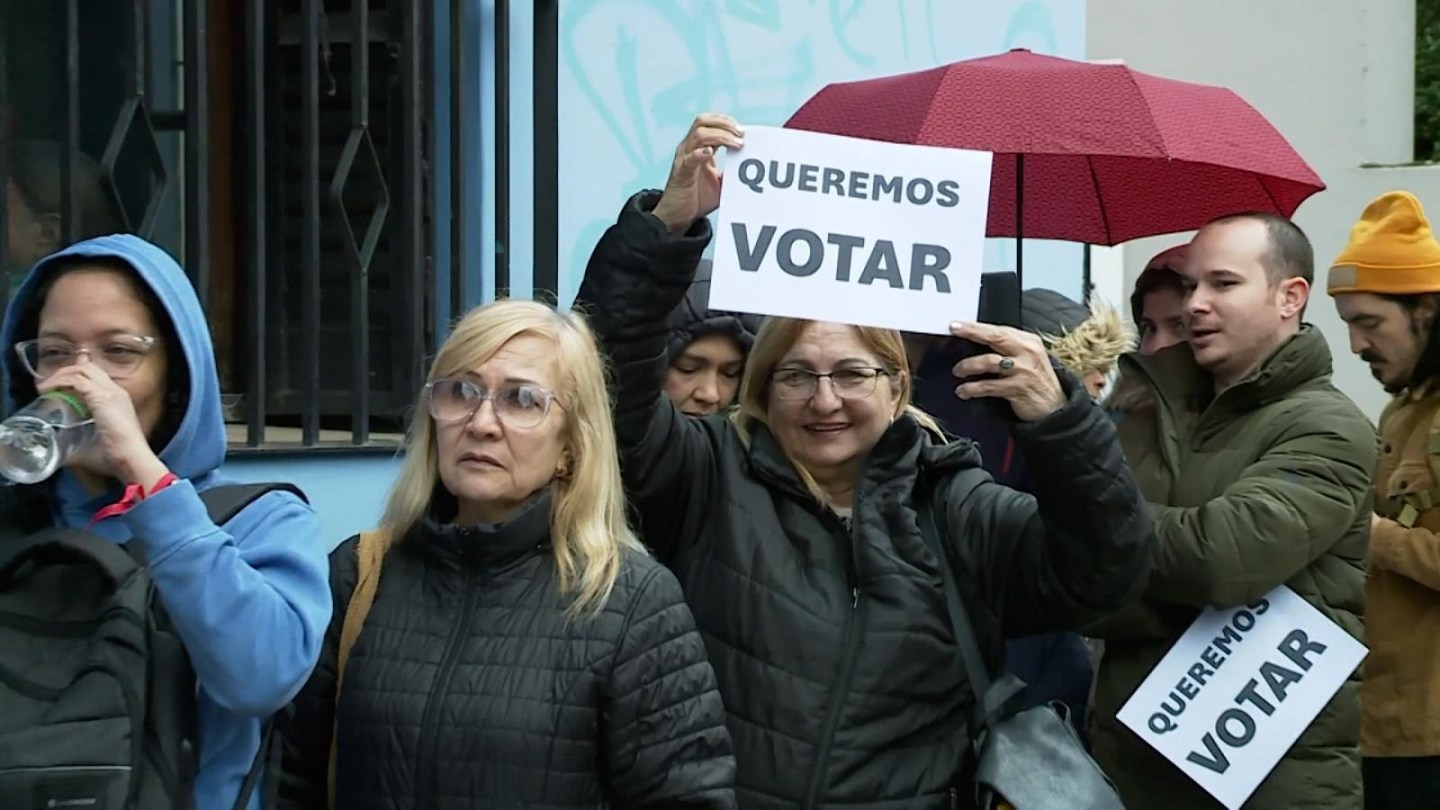 Solo un pequeño porcentaje de los más de 200 mil venezolanos en Argentina podrán votar el #28Jul