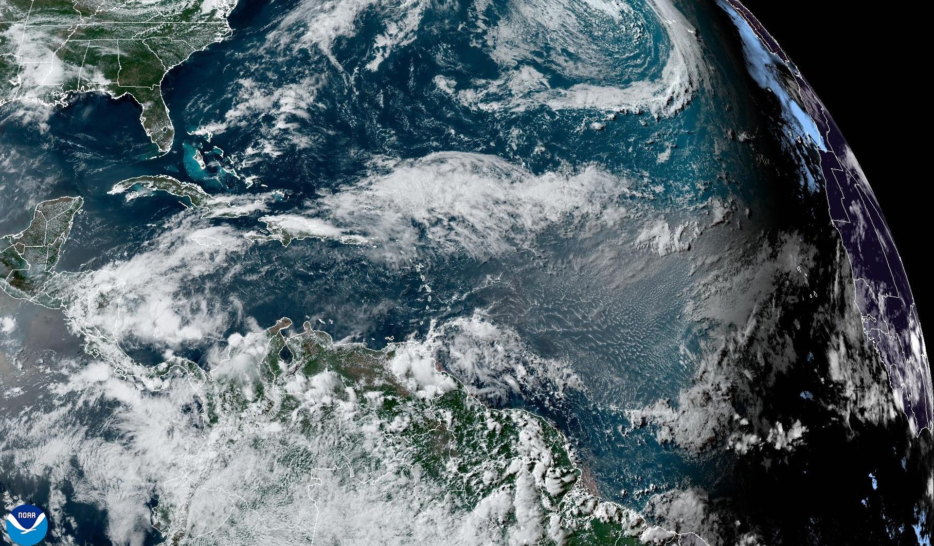 Expertos alertaron que huracanes más poderosos y rápidos amenazan este 2024 al océano Atlántico