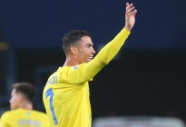 Show de Cristiano Ronaldo en el Al Nassr: golazo de volea, baile, gesto con Mané y la “aparición” de Messi