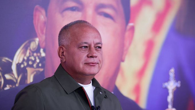 Diosdado Cabello attacked Colombia's president for talking about “change” in Venezuela.