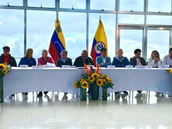 Gobierno colombiano y el ELN iniciaron nueva ronda de negociaciones en Venezuela