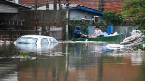 Suben a 67 los muertos por las fuertes inundaciones en el sur de Brasil