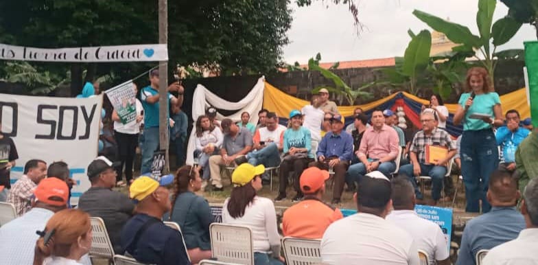 En el municipio Bolívar de Barinas se montaron en la “pre campaña” presidencial de Edmundo González