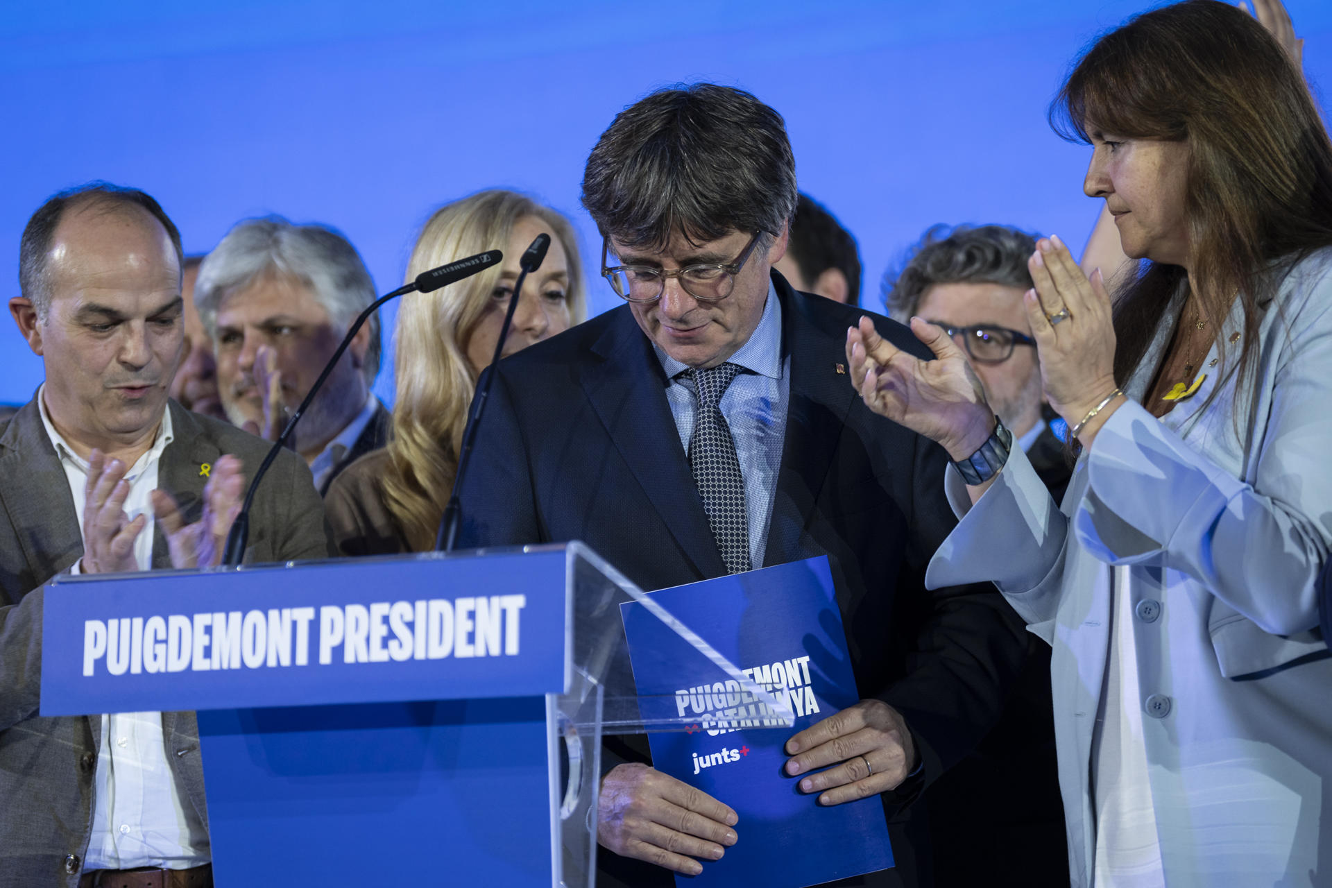 Puigdemont se ve en condiciones de gobernar Cataluña tras quedar en segunda posición