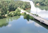 Reto mortal en Carolina del Sur: Dos jóvenes pierden la vida tras saltar desde un puente por un desafío