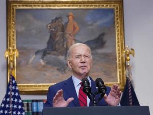 Joe Biden repudió las manifestaciones violentas y los discursos antisemitas en las universidades