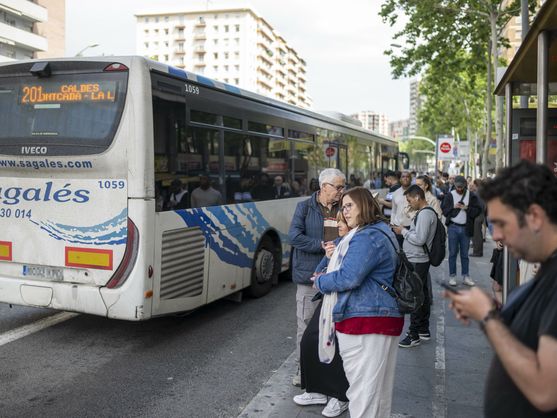 Piden alargar la votación en Cataluña por la paralización de trenes de cercanías