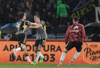 Juventus amargó la fiesta del Bolonia con tres goles en los últimos 15 minutos