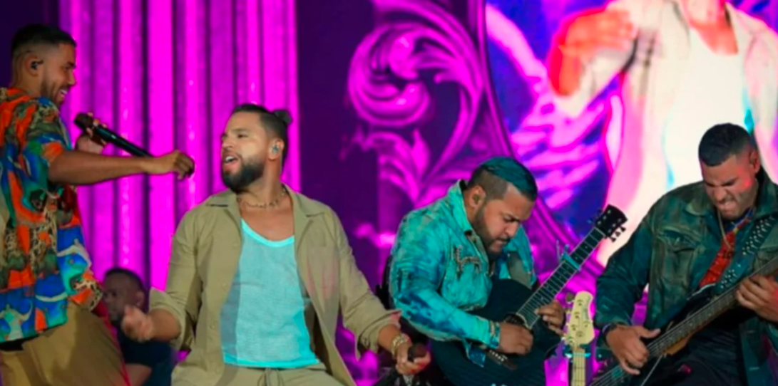 Usuarios de redes sociales se quejan de los precios para el concierto de Aventura en Caracas