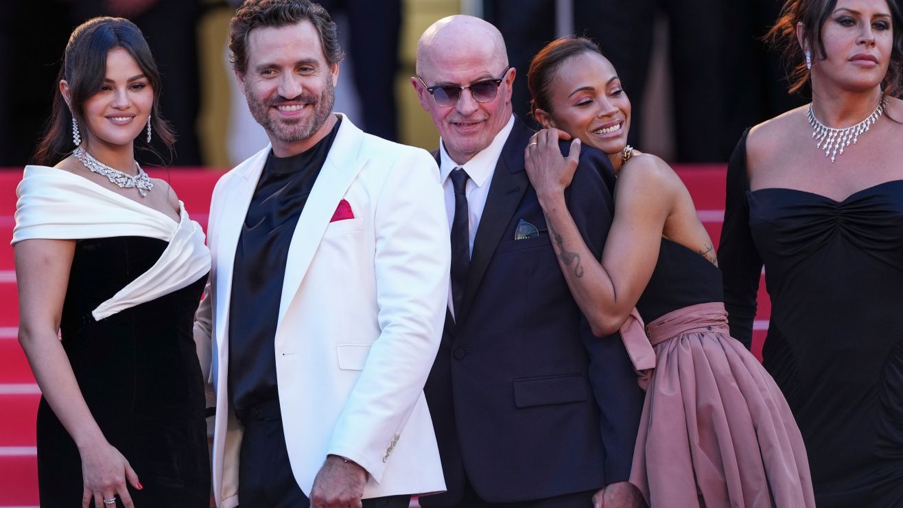 FOTOS: Édgar Ramírez, Selena Gómez y Zoe Saldaña deslumbraron en Cannes