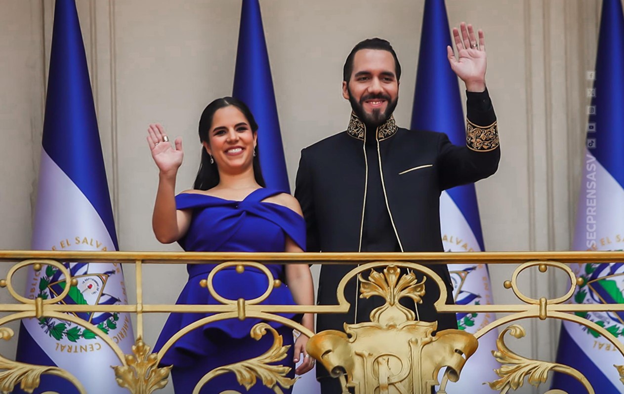 Bukele es investido para un segundo mandato consecutivo en El Salvador (Imágenes)